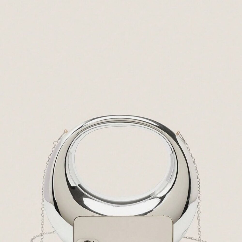 Half moon Handbag - Picture 6 of 10